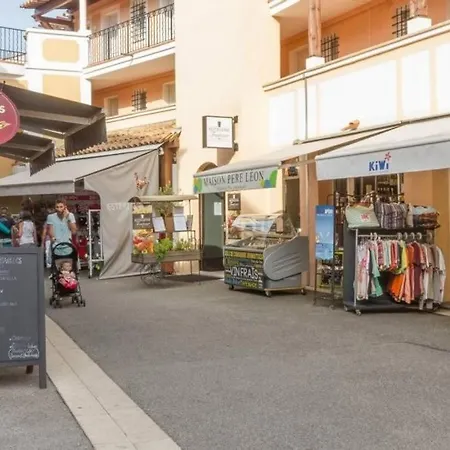 T2 Duplex, Centre Village, 2 Terrasses Apartment *