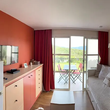 T2 Duplex, Centre Village, 2 Terrasses Apartament
